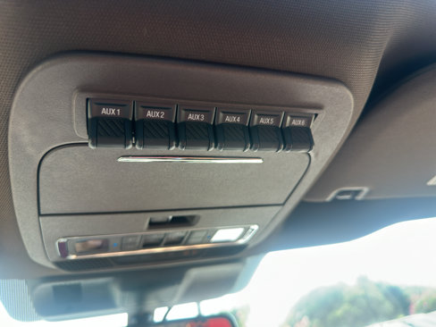 Used 2025 Ford F250 King Ranch w/ Chrome Package image 40
