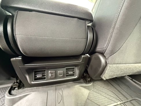 Used 2023 Chevrolet Silverado 2500 LT w/ Convenience Package image 26