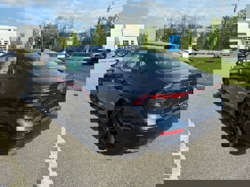 New 2025 Honda Accord SE image 5