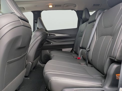 New 2026 INFINITI QX60 Luxe w/ Cargo Package image 14