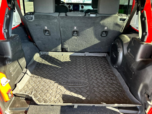 Used 2018 Jeep Wrangler Unlimited Sahara w/ Dual Top Group image 42