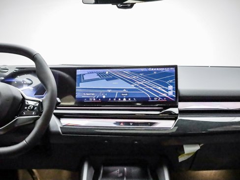 New 2026 BMW i5 eDrive40 w/ Premium Package image 14
