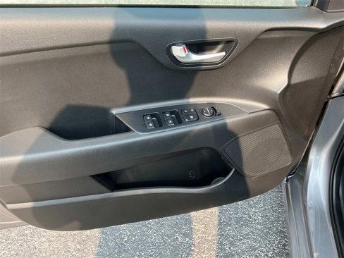 Used 2023 Kia Rio S image 14