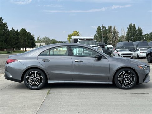 Used 2025 Mercedes-Benz CLA 250 4MATIC image 44