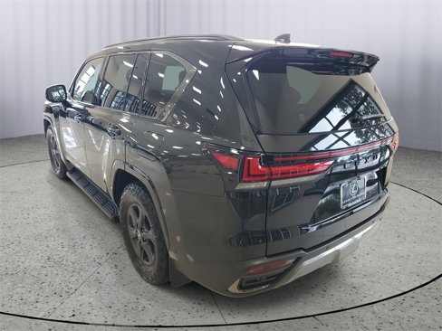 New 2025 Lexus LX 700h Overtrail image 5