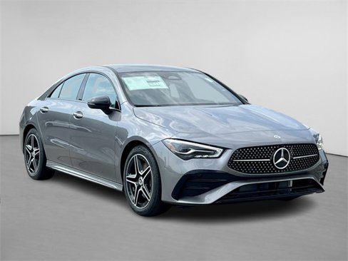 Used 2025 Mercedes-Benz CLA 250 4MATIC image 1