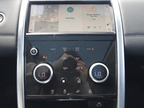 Used 2023 Land Rover Discovery Sport S image 23