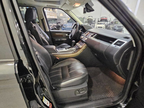 Used 2013 Land Rover Range Rover Sport HSE LUX image 40