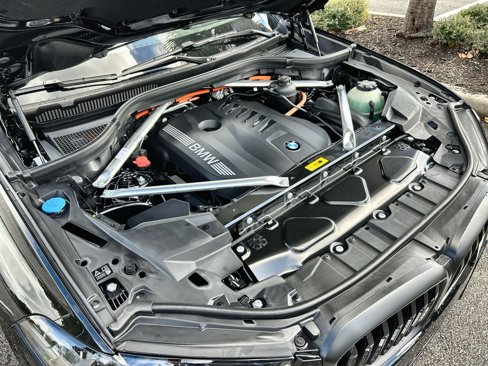 New 2026 BMW X5 xDrive50e image 30