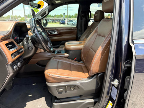 Used 2021 Chevrolet Suburban High Country w/ Premium Package image 11