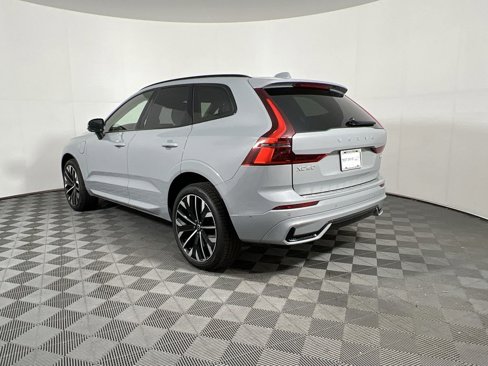 New 2026 Volvo XC60 T8 Ultra w/ Protection Package Premier image 6