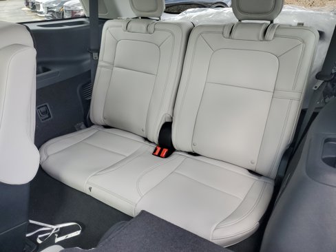New 2025 Lincoln Aviator Reserve w/ Equipment Group 201A image 28
