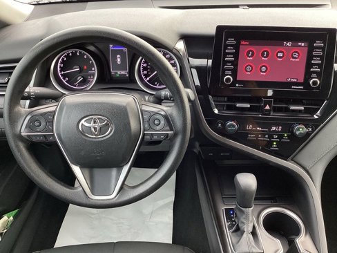 Used 2024 Toyota Camry LE image 17