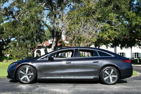 Used 2023 Mercedes-Benz EQS 450+ Sedan image 3