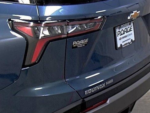 New 2026 Chevrolet Equinox LT w/ Convenience Package II image 10