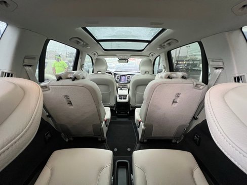 Used 2023 Volvo XC90 B6 Plus w/ Protection Package Premier image 25