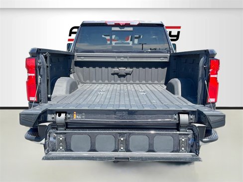 Used 2024 Chevrolet Silverado 3500 LTZ w/ LTZ Convenience Package image 27