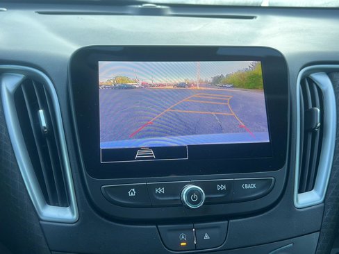 Used 2023 Chevrolet Malibu LT image 33