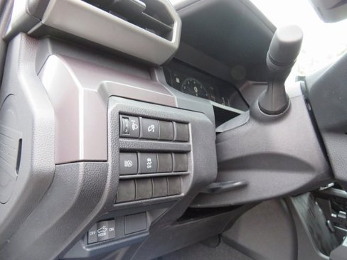 New 2025 Toyota Tacoma SR5 image 38