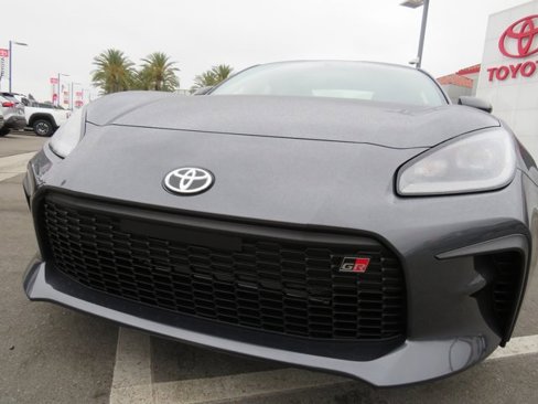 New 2025 Toyota GR86 Premium image 6