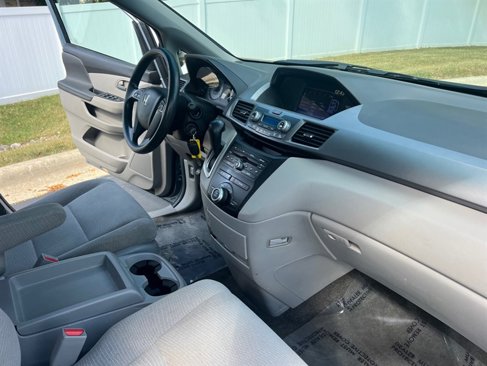 Used 2012 Honda Odyssey EX image 29