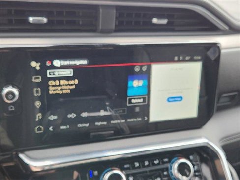 New 2025 GMC Sierra 2500 Denali w/ Denali Reserve Package image 14