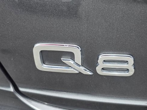 Used 2022 Audi Q8 Premium Plus w/ Premium Plus Package image 28