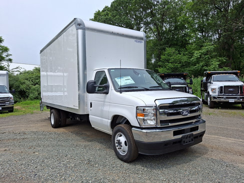 New 2026 Ford E-450 and Econoline 450 Super Duty w/ Power Equipment Group image 2
