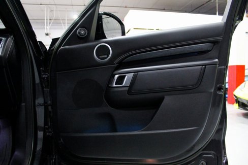 Used 2023 Land Rover Discovery HSE R-Dynamic image 32