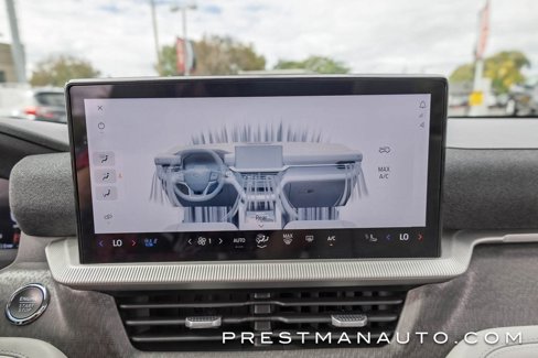 Used 2025 Ford Explorer Platinum w/ Ultimate Package image 30