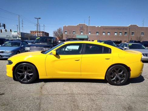 Used 2017 Dodge Charger SXT w/ Rallye Group image 6