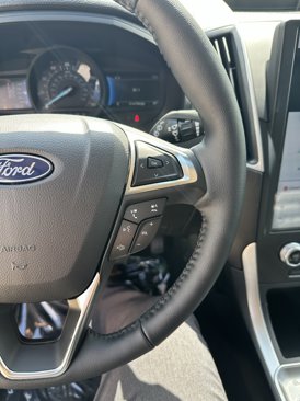Used 2024 Ford Edge SEL w/ Convenience Package image 21