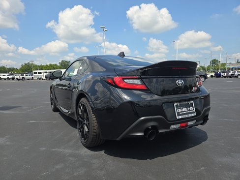 New 2025 Toyota GR86 Premium image 5