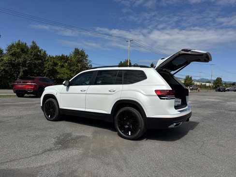 New 2026 Volkswagen Atlas SE image 29
