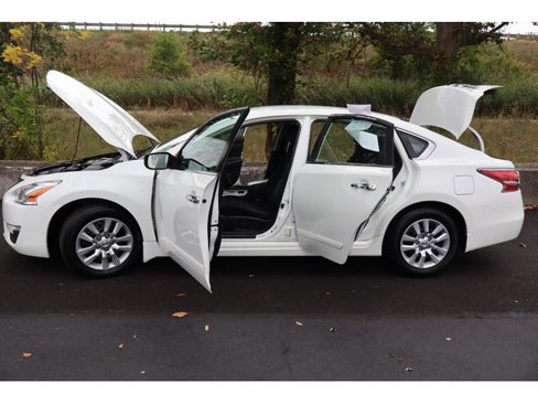 Used 2015 Nissan Altima 2.5 S w/ Power Driver Seat Package image 16