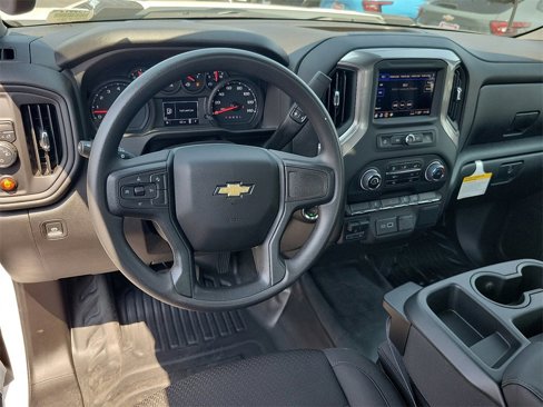 New 2025 Chevrolet Silverado 3500 W/T image 11