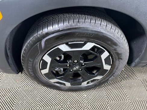 Certified 2025 Hyundai Santa Fe SEL image 38
