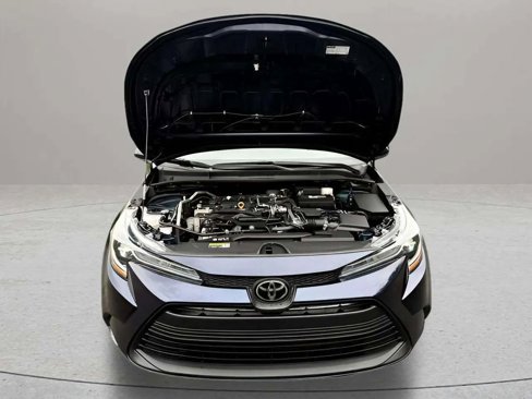 Used 2024 Toyota Corolla LE image 29