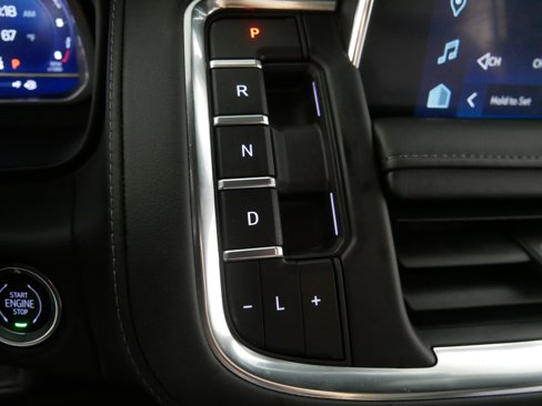 Certified 2023 Chevrolet Tahoe Z71 w/ Luxury Package image 24