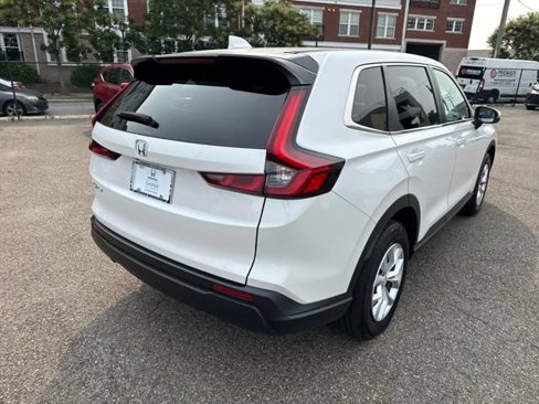 Used 2025 Honda CR-V LX image 17