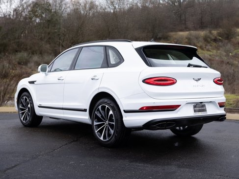 New 2025 Bentley Bentayga image 8