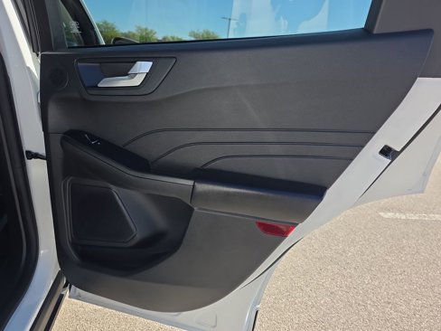 Used 2024 Ford Escape Platinum w/ Premium Technology Package image 42