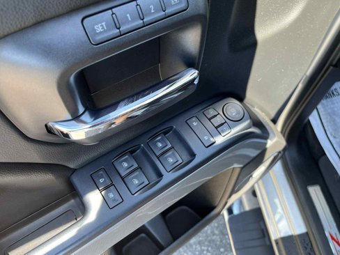 Used 2017 Chevrolet Silverado 2500 LTZ w/ Duramax Plus Package image 22