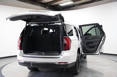 New 2026 GMC Yukon Elevation image 10