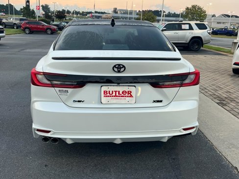 New 2026 Toyota Camry Hybrid image 4