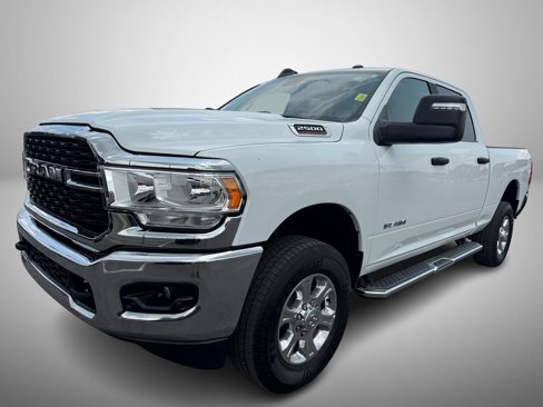 Used 2024 RAM 2500 Big Horn w/ Level 2 Equipment Group image 2