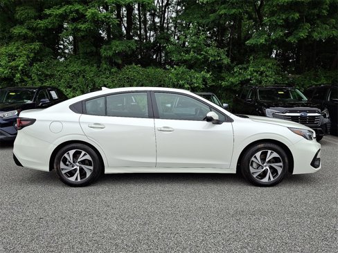 Used 2025 Subaru Legacy Premium image 7