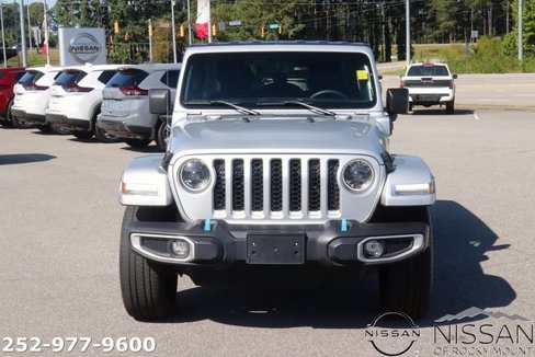 Used 2023 Jeep Wrangler Unlimited Sahara image 2