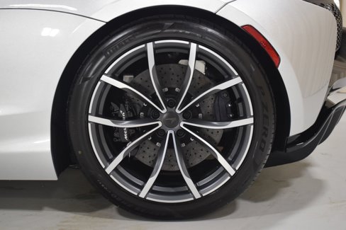 New 2025 McLaren Artura Spider image 7