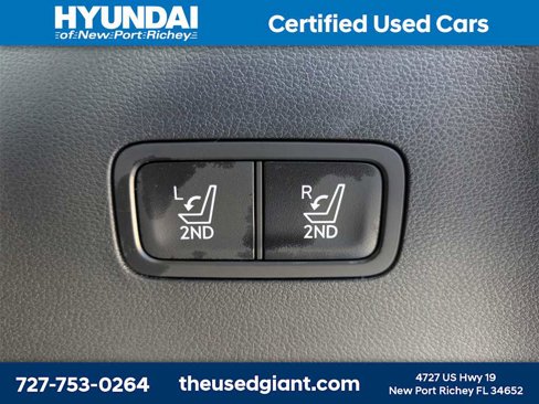Used 2025 Hyundai Santa Fe Limited image 15